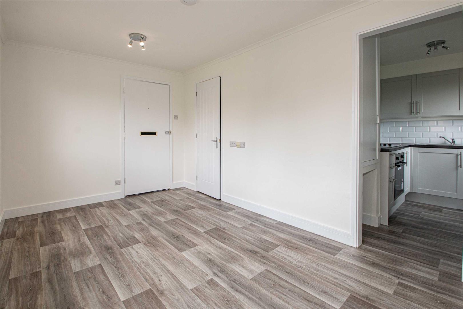 1 bed property in Norbrek, Milton Keynes